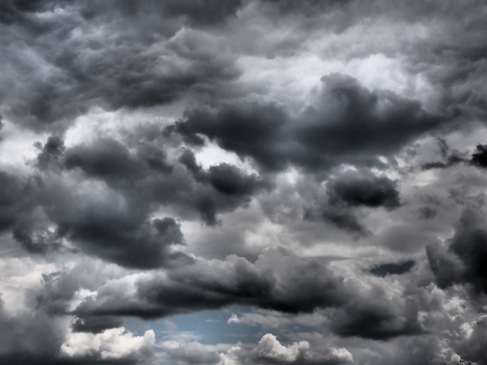 heaven-592415_1280.jpg